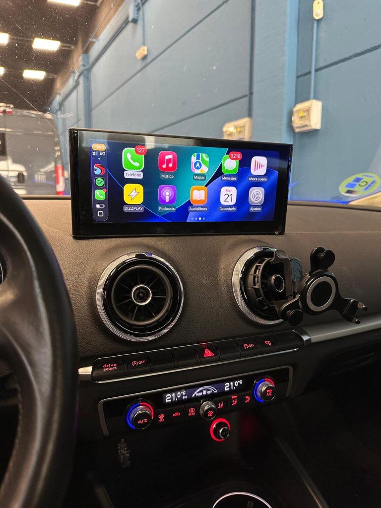 Pantalla ZZ2 con CarPlay instalada en Audi